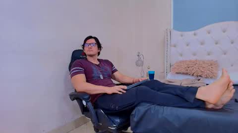 Wiston online show from March 27, 2026, 1:33 pm