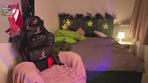 Vivian online show from December 20, 2025, 8:38 pm