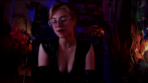 Goddess of two strapons  - Mr. long Don Mr. Pinky online show from December 4, 2024, 8:18 pm