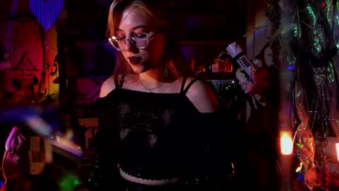 Goddess of two strapons  - Mr. long Don Mr. Pinky online show from January 30, 2025, 8:10 pm