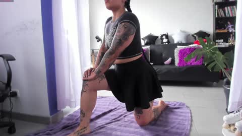 Snapshot of witchofhearts chatting on December 18, 2024, 3:55 pm Luna Violeta A r t i s t online show from December 18, 2024, 3:55 pm