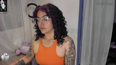 Snapshot of witchofhearts chatting on January 31, 2025, 2:26 am Luna Violeta A r t i s t online show from January 31, 2025, 2:26 am