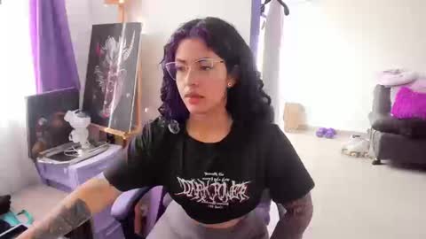 Snapshot of witchofhearts chatting on September 8, 2025, 8:52 pm Luna Violeta A r t i s t online show from September 8, 2025, 8:52 pm