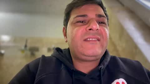 Witebull online show from December 8, 2024, 2:52 pm