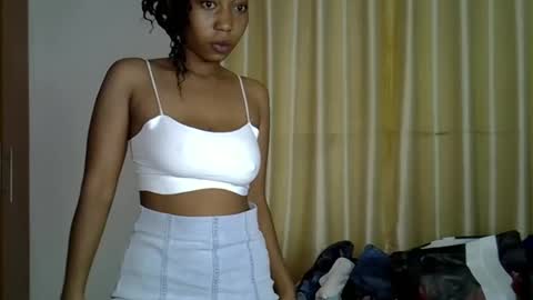 girlie o online show from March 3, 2025, 9:55 am