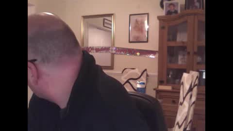 wobble444 online show from April 13, 2026, 12:16 am