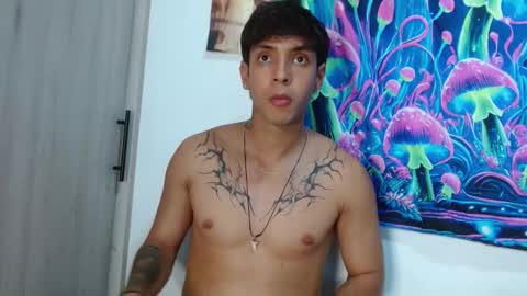 wolf_light online show from December 23, 2025, 12:19 am