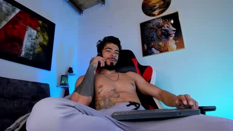 Snapshot of wolferatus chatting on January 8, 2025, 6:52 pm wolferatus online show from January 8, 2025, 6:52 pm