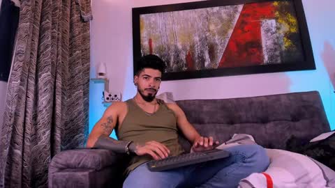 Snapshot of wolferatus chatting on January 21, 2025, 3:10 pm wolferatus online show from January 21, 2025, 3:10 pm