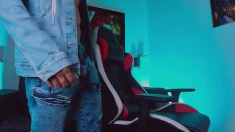 Snapshot of wolferatus chatting on October 9, 2025, 11:14 pm wolferatus online show from October 9, 2025, 11:14 pm