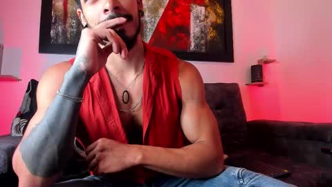 Snapshot of wolferatus chatting on October 13, 2025, 9:15 pm wolferatus online show from October 13, 2025, 9:15 pm