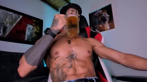 Snapshot of wolferatus chatting on November 8, 2025, 8:07 pm wolferatus online show from November 8, 2025, 8:07 pm