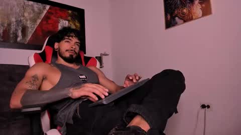 Snapshot of wolferatus chatting on February 4, 2026, 8:25 pm wolferatus online show from February 4, 2026, 8:25 pm