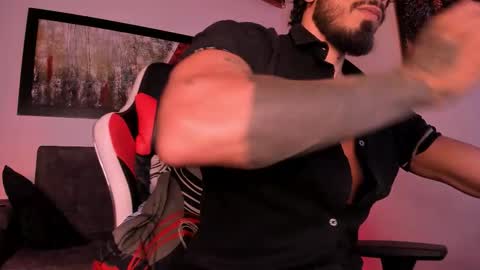 Snapshot of wolferatus chatting on February 17, 2026, 7:42 pm wolferatus online show from February 17, 2026, 7:42 pm