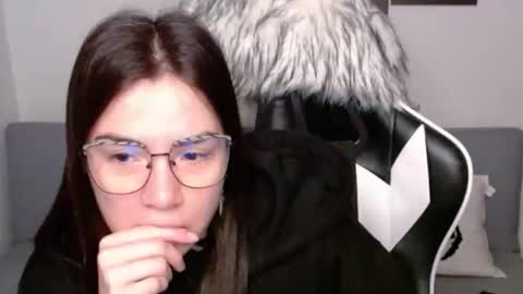 Alex online show from October 24, 2025, 4:53 am