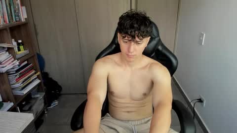 Snapshot of wolker_allan chatting on February 20, 2026, 4:07 pm wolker_allan online show from February 20, 2026, 4:07 pm