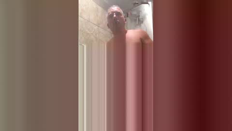 Snapshot of womenlovememan chatting on April 19, 2026, 11:18 pm Ryan online show from April 19, 2026, 11:18 pm