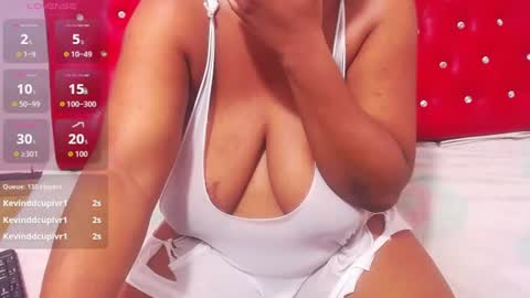 Snapshot of wonderfuldiana chatting on July 12, 2026, 1:24 pm online show from July 12, 2026, 1:24 pm