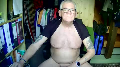 Always Horny online show from April 2, 2026, 5:21 pm