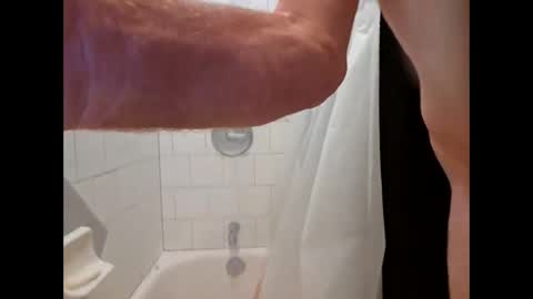 woodc71 online show from April 11, 2026, 11:47 am