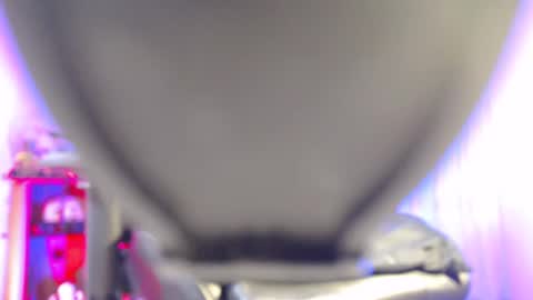 Snapshot of woondeer17 chatting on February 5, 2025, 6:35 am Woondeer online show from February 5, 2025, 6:35 am