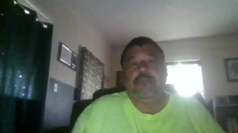 woperator12 online show from January 17, 2026, 9:40 pm