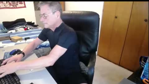 Large one  online show from November 23, 2025, 12:16 pm