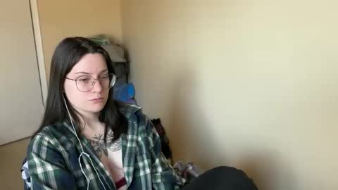 Snapshot of worship_lucina chatting on January 17, 2025, 6:23 pm Lucina online show from January 17, 2025, 6:23 pm