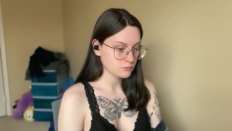 Snapshot of worship_lucina chatting on February 20, 2025, 6:24 pm Lucina online show from February 20, 2025, 6:24 pm