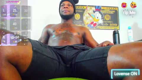 Snapshot of wotton_17 chatting on February 24, 2025, 7:41 pm Cristofer online show from February 24, 2025, 7:41 pm