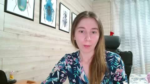 Anna  online show from April 26, 2026, 3:10 pm