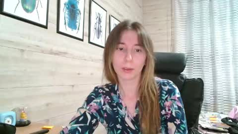 Snapshot of wow_porno_ chatting on April 29, 2026, 5:30 pm Anna online show from April 29, 2026, 5:30 pm