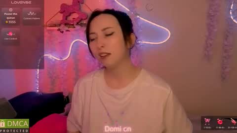 Snapshot of wow_sue chatting on February 25, 2026, 2:21 am Sue online show from February 25, 2026, 2:21 am