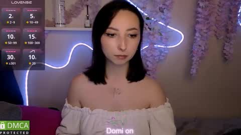 Snapshot of wow_sue chatting on March 22, 2026, 5:55 am Sue online show from March 22, 2026, 5:55 am