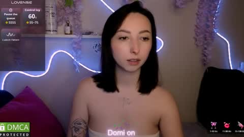 Snapshot of wow_sue chatting on March 24, 2026, 2:27 am Sue online show from March 24, 2026, 2:27 am