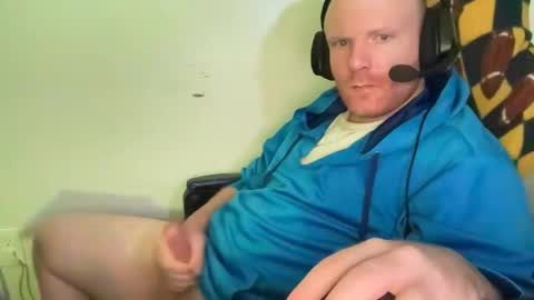 Snapshot of wtfiamhorny chatting on September 11, 2025, 11:49 pm iTsDaddieBaby online show from September 11, 2025, 11:49 pm