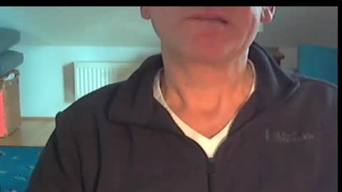 Wuki online show from October 23, 2025, 2:05 pm