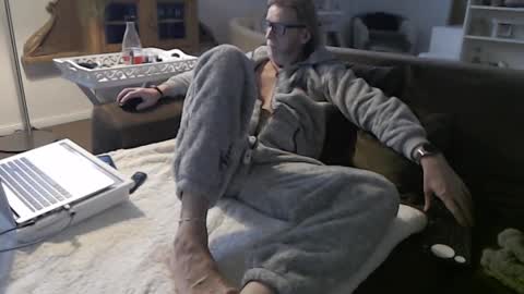 Snapshot of wyattearp64 chatting on January 5, 2025, 1:36 pm WyattEarp64 online show from January 5, 2025, 1:36 pm