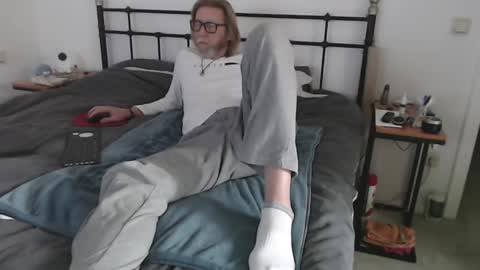 Snapshot of wyattearp64 chatting on February 19, 2025, 8:44 am WyattEarp64 online show from February 19, 2025, 8:44 am