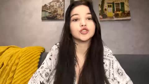 Snapshot of wynonamcjunkin chatting on February 15, 2026, 6:26 pm Mila online show from February 15, 2026, 6:26 pm