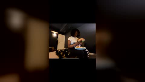 Wynter Heat online show from April 4, 2026, 4:55 am