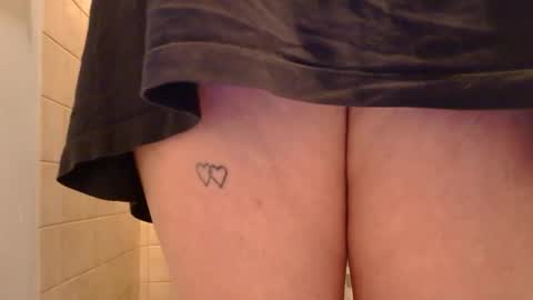 x2kayx2 online show from November 12, 2025, 8:37 am