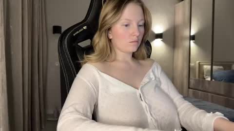 eva online show from March 10, 2025, 4:46 pm