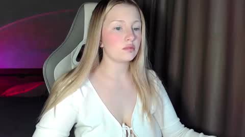 eva online show from February 7, 2026, 3:49 pm