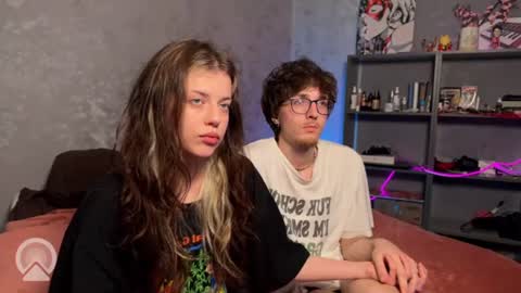 Philipp and Este online show from June 25, 2026, 12:54 am