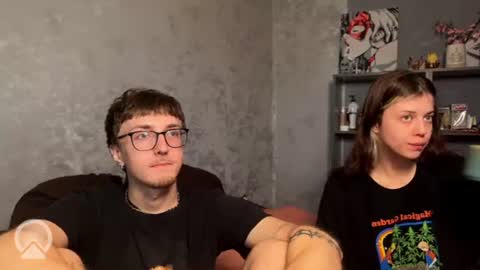 Philipp and Este online show from July 19, 2026, 9:35 am
