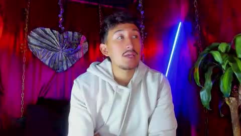 SHALOM online show from November 6, 2025, 12:17 pm