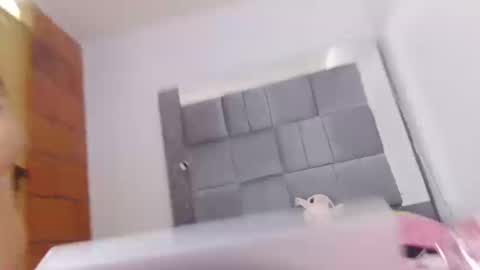 Snapshot of x_nyokoo chatting on September 9, 2025, 5:23 pm My other accont x nyoko online show from September 9, 2025, 5:23 pm