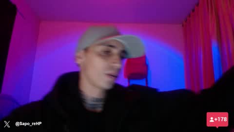 xalejo_max online show from October 7, 2025, 2:20 am