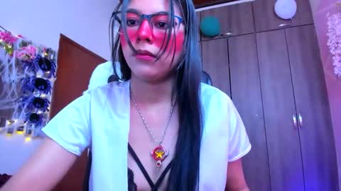 XALLYSONX online show from October 27, 2025, 11:36 am